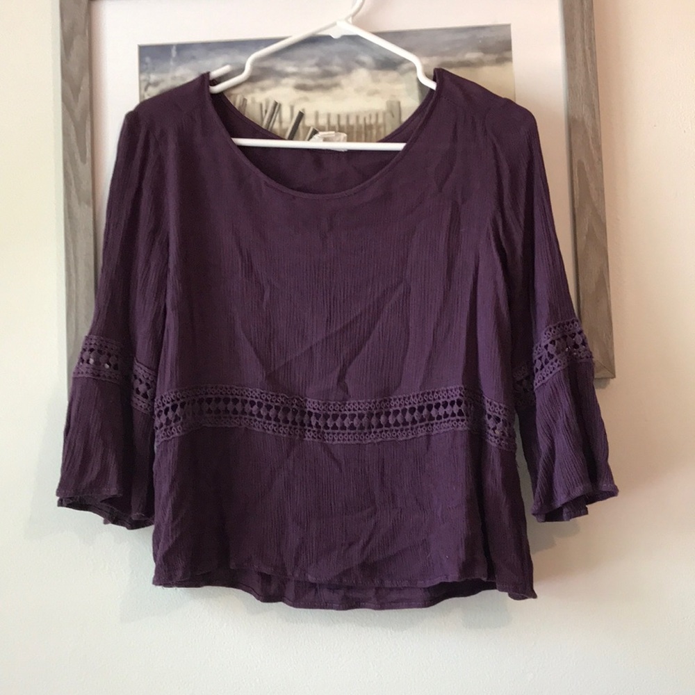 Blouse with cutouts